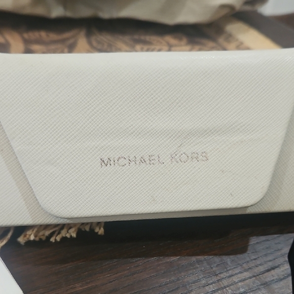 Michael Kors Black Aviator Sunglasses with Dark-Tinted Lenses - Picture 5 of 6